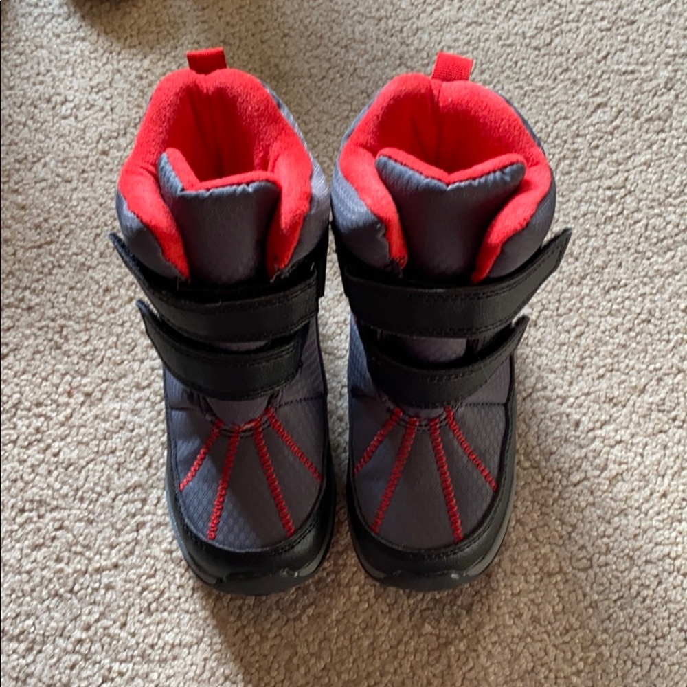Boys snow boots